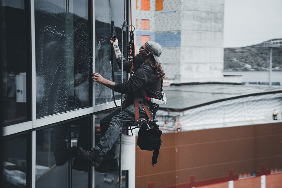 A Plus Windows: How to Choose a Window Cleaning Service - Dodgeabout